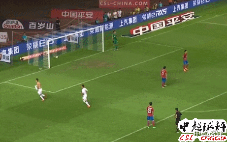 中超|争议！嫌赚得不够多：中超前国脚拒绝200万年薪续约！