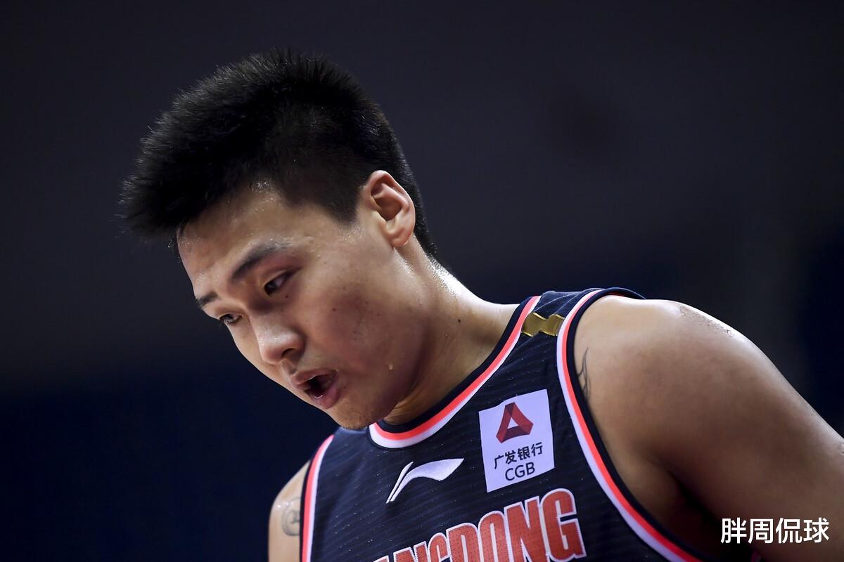 火箭队|最后16.2秒!杜锋场边暴跳如雷,赵睿愚蠢一幕让他蹦高20cm