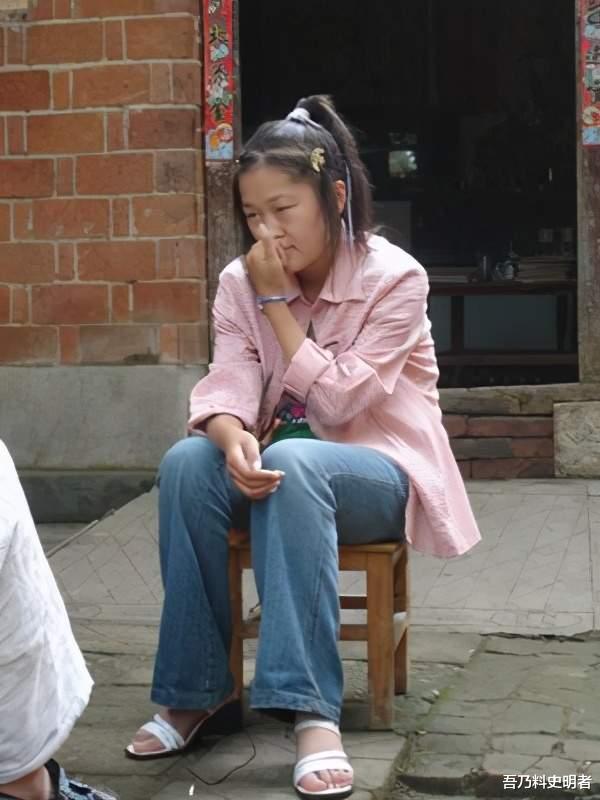 |13年前，一考生在高考卷上写8000字，却得零分，现在怎样了