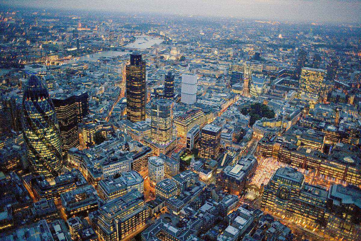 新兵|全美都没人敢说实话，97岁基辛格挑起大梁，对美发出明确警告