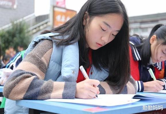 作文■高考过程中,如何让语文达到140分以上,把握好这3个细节并不难