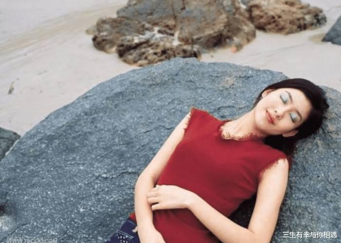 玉女掌门人■香港“玉女掌门人”身体机能23岁,婚后不拍爱情片,怪不得老公宠上天