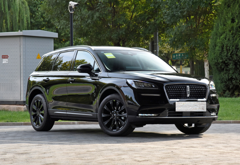 吉利帝豪|25万预算买豪车，这三款豪华SUV值得考虑，有面子档次高