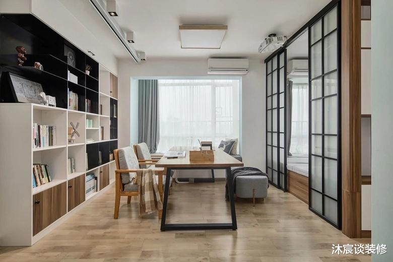 ##她将客厅去掉，54㎡变四室，完工后，蜗居变豪宅，惊艳了整个小区