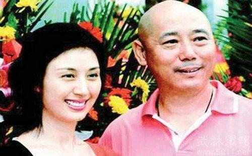 史依弘|李成儒和大美女史依弘，让人艳羡的婚姻五年而终，李：原因在我