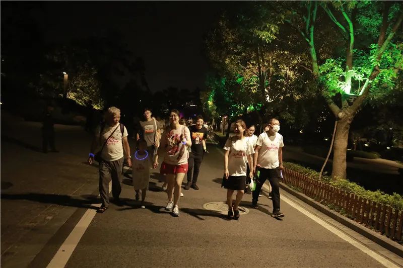 南京|昨晚，南京这个地方被挤“爆”了……