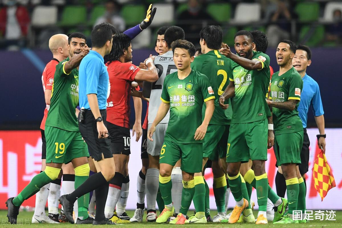 北京国安|人民日报又出手了！赛后再次安慰国安，给中超裁判指出1条明路