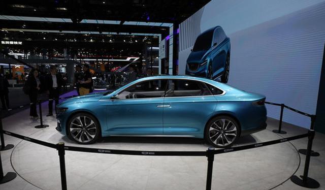 「买车」吉利成功了！买不起奥迪A7选它，配无框门不足16万，不屑宝马5系