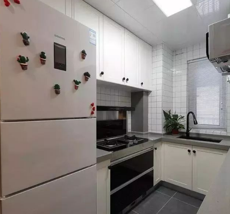 「」晒晒96平新家,装修5个月花费9万元,玄关太喜欢,厨房更满意