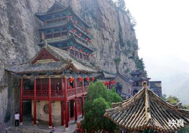 「寺庙」中国悬崖上的“祖庙”，靠9根铁锁支撑千年不倒，4层阁楼别有洞天