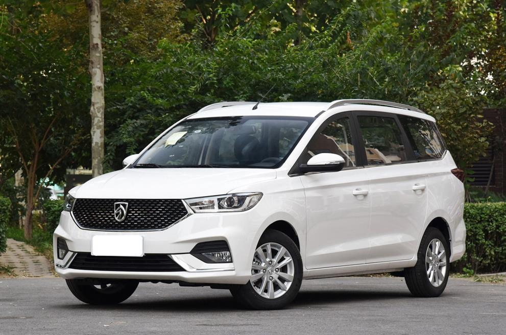 宝骏360|入手宝骏360没要五菱宏光S3，这提车价格如何？读完明白了！