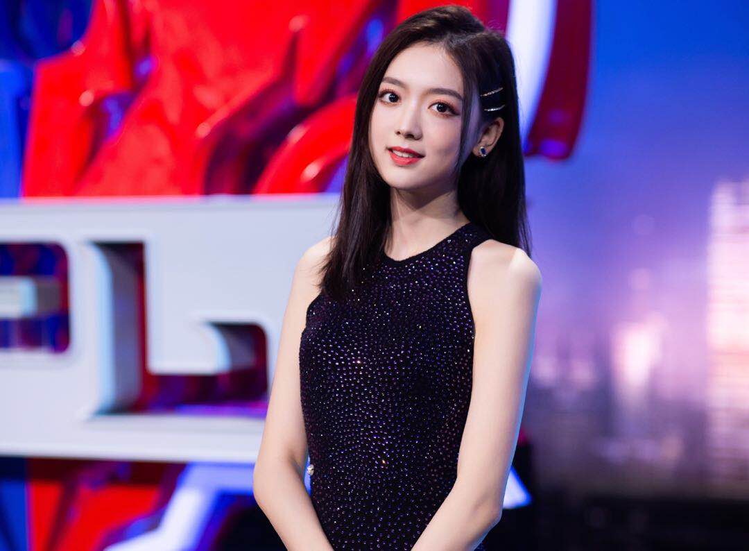 教练|KPL：灵教练终于圆梦，上台BP有模有样，就连导播都给足排面