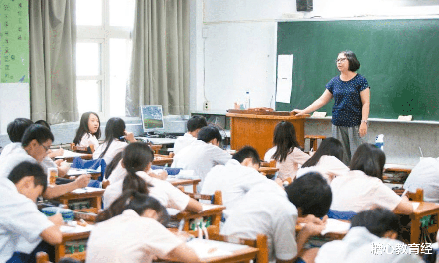 早恋|高中班级，不会沉迷于“早恋”的4种学生，老师：多半是高考黑马