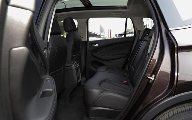 丰田汉兰达|摆在汉兰达前面的3座\大山\，不是冠道，也不是锐界！