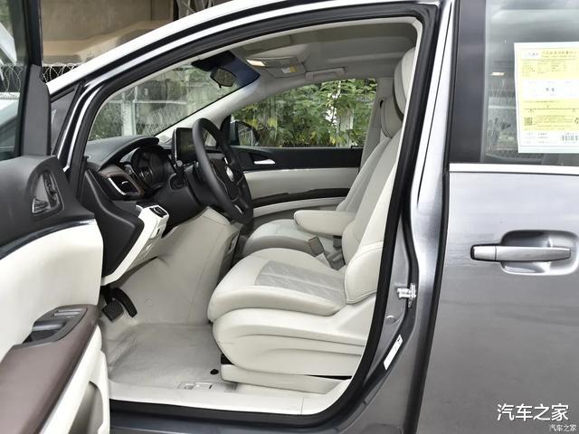 别克GL8|家用“埃尔法”!轴距超3米,空间还贼大!