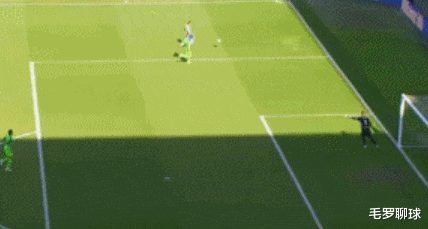 「武磊」1-0好局变成0-1，武磊再现世界级跑位，越位5厘米助攻，肉眼难辨