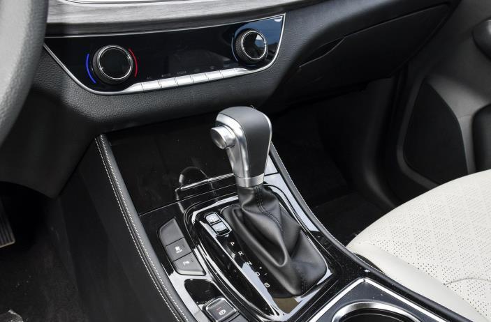 「宝骏730」开完本田杰德，又换宝骏730，两车对比，车主：想说三个字