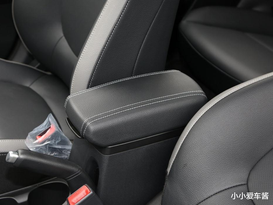 「起亚汽车」吉利帝豪遇到强敌，配四缸自吸引擎+国六标准，油耗5.4L，6.98W起