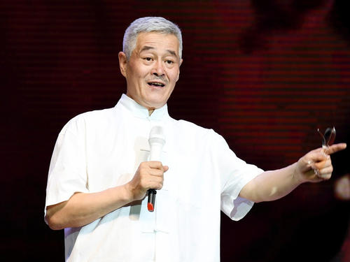 赵本山|曾被赵本山连扇4耳光，还占林志玲便宜，最后娶了“女儿”闺蜜