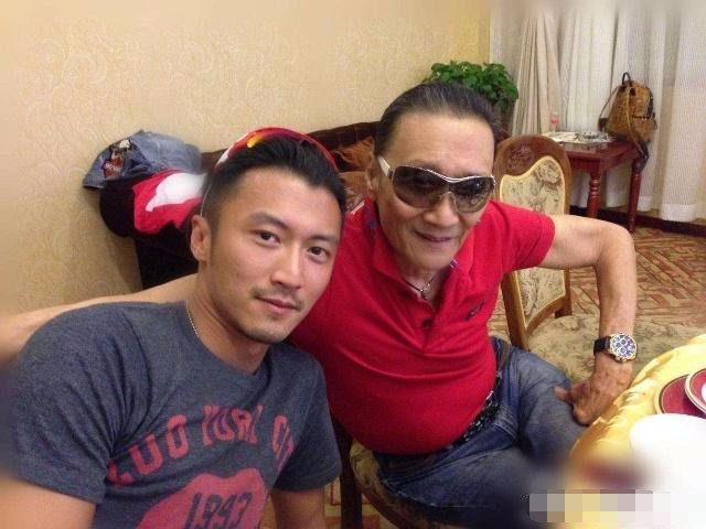 张柏芝|张柏芝三胎生父究竟是谁？香港知名娱记从多个角度分析是谢霆锋的