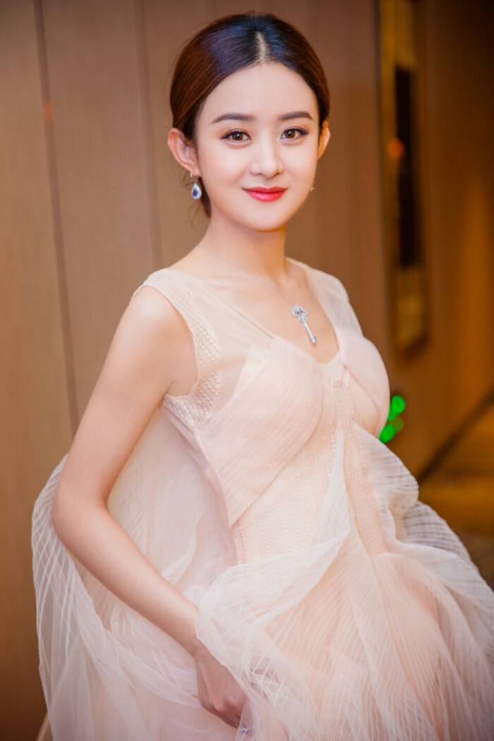 赵丽颖|六年前他放弃赵丽颖，六年后他攀不起，如今31岁资源极少