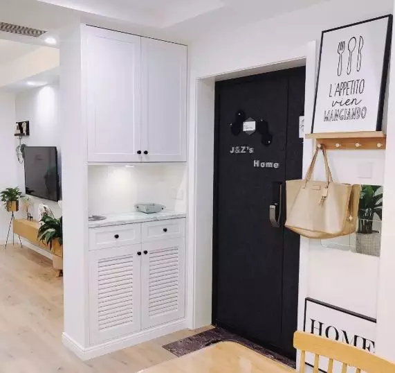 ##开门见厅没玄关？鞋柜这样设计就对了