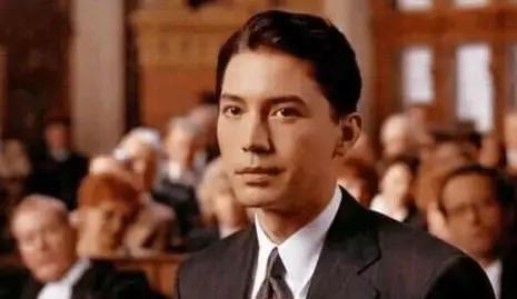 尊龙@“亚洲第一美男”尊龙：迷倒林青霞王祖贤，68岁仍单身只倾心陈冲