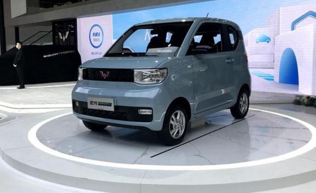 五菱宏光mini|五菱宏光MINI于成都车展正式上市,果然是人民的\代步车\?