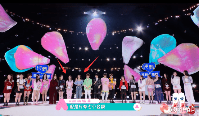 宋茜▲宋茜与16位舞担同台，看清\腰线\对比，才知教练与学员的差距