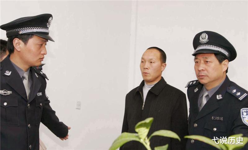 弋说历史|男子因“杀妻”被判15年，服刑11年妻子突然回家，问丈夫去哪了