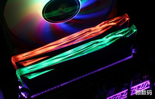 |影驰星曜DDR4 3600内存评测：玩灯、玩超频，看哪样适合你？