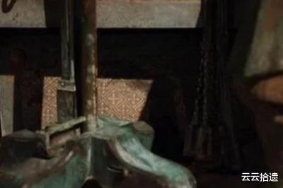 秦始皇：秦始皇铜车马上的那把伞，才是最为逆天的设计