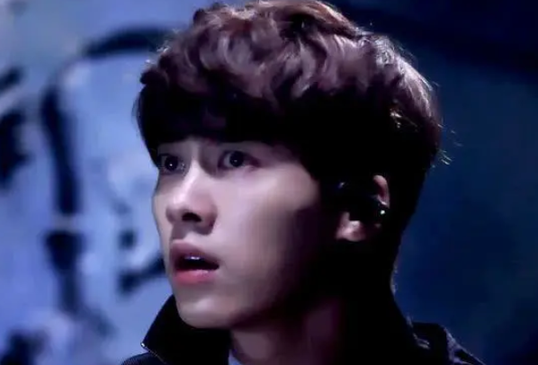 [电视剧]强制禁播的5部电视剧，最后一部尺度太大，女演员衣服靠一片布