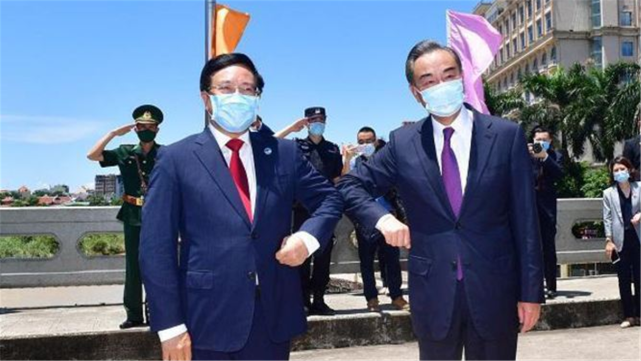 越南|中越边境传出好消息，王毅重磅发声释放强烈信号，个别国家听好了