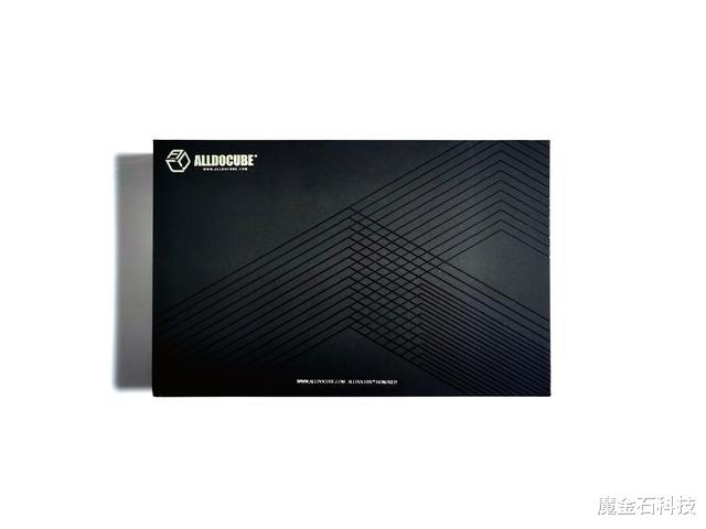 『酷比魔方』689元的国产平板电脑能用吗？酷比魔方iPlay 20开箱评测