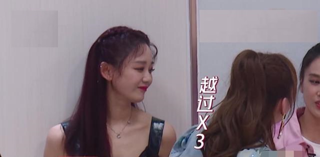 【海陆】海陆因歌词“世界随时要崩塌”当场大哭，万茜金莎笑到趴下