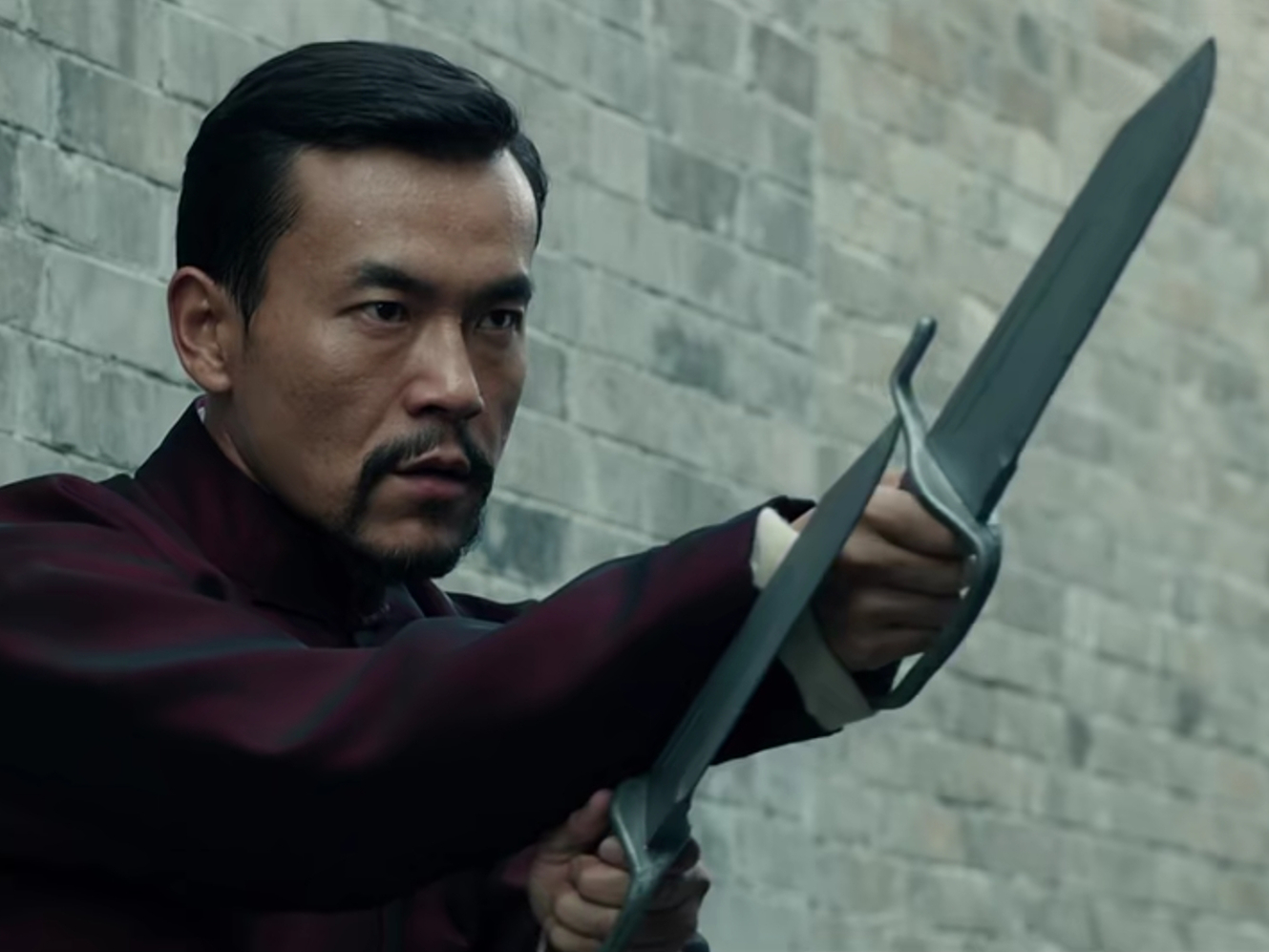 师父|二刷神剧《师父》才发现,这个坐自行车的瘸腿人竟然是幕后大佬!