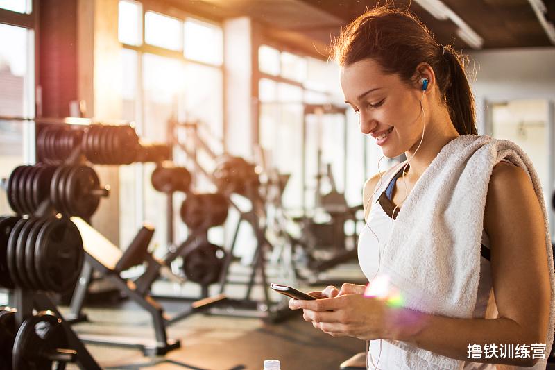 减脂:每天跳绳一小时,坚持多久,可以达到减脂效果?