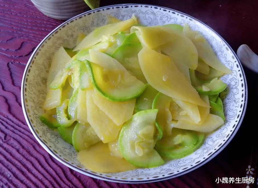 #胡萝卜#小暑过后，最该多吃此菜，钙质是牛奶3倍，体重悄悄降下来