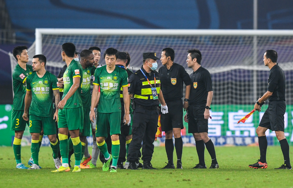 徐静蕾|国安官方及董事长强硬发声，绝不容忍黑暗存在，主帅却说尊重裁判