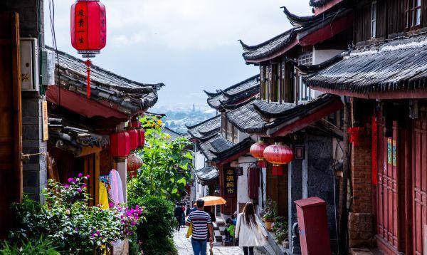 丽江|东北人“最喜欢去”的2座城市,只因这一个原因,他们不想离开