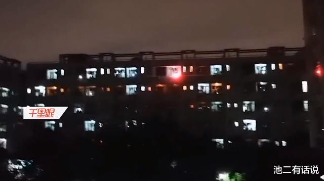 西安外国语大学|西安外国语大学学生集体喊楼：封校难道就是为了割韭菜？