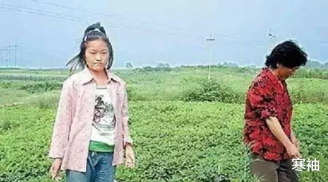 [姐姐]借作文痛斥高考制度，写下8000字批判长文，只留笔名“醉心飞魔”