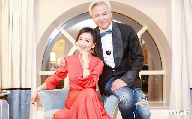 张庭|张庭夫妇40亿仓库曝光！面积堪比大型工厂，开员工大会被指像洗脑