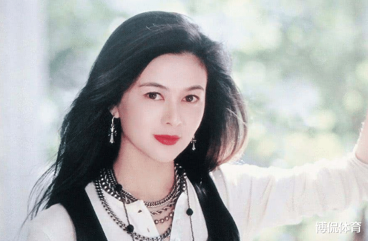 关之琳：年轻时的关之琳到底有多美，关之琳高尓夫事件怎么回事