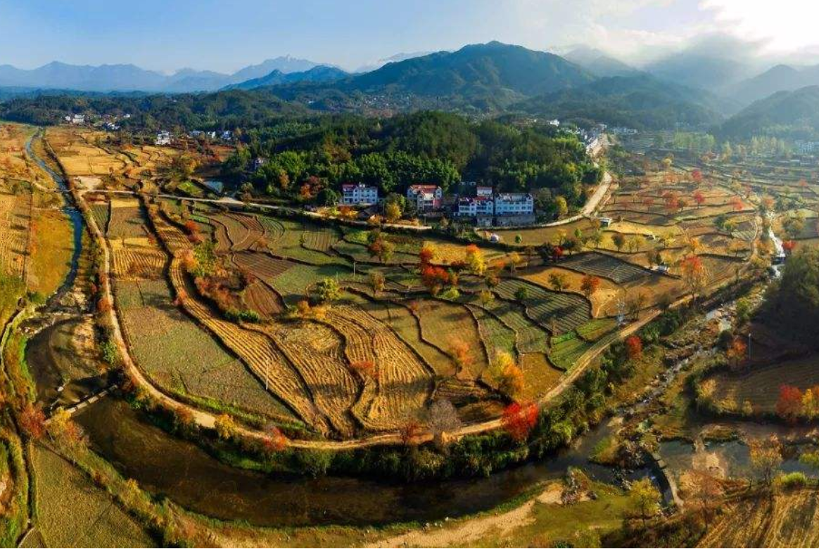 []中国超“良心”的景区，门票仅65元，山清水秀瀑布众多，从不宰客