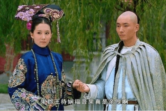 甄嬛|孟静娴喂弘曕为何自己先尝？她若非动了这念头，也不会成替死鬼！