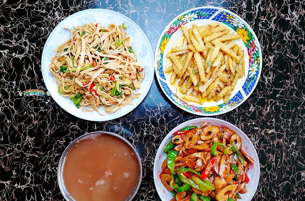 【苦瓜】夫妻俩人均月收入不足5000元,一周晚餐花了不到100元,简单健康