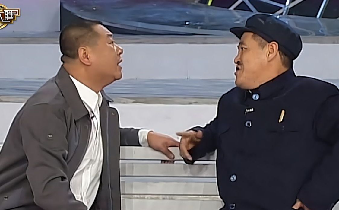 春晚：连登10次春晚的范伟, 因1次失误留他一生阴影, 赵本山: 我平不了那坑