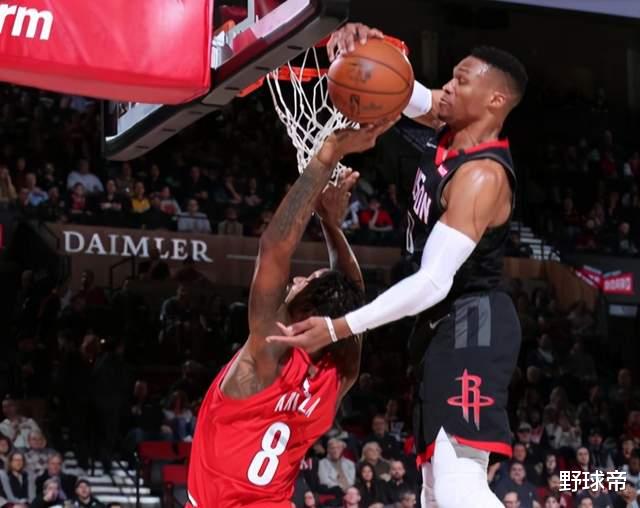 快船队|疯了，疯了! 快船酿重磅交易，9届全明星携手卡椒，联盟要变天了?